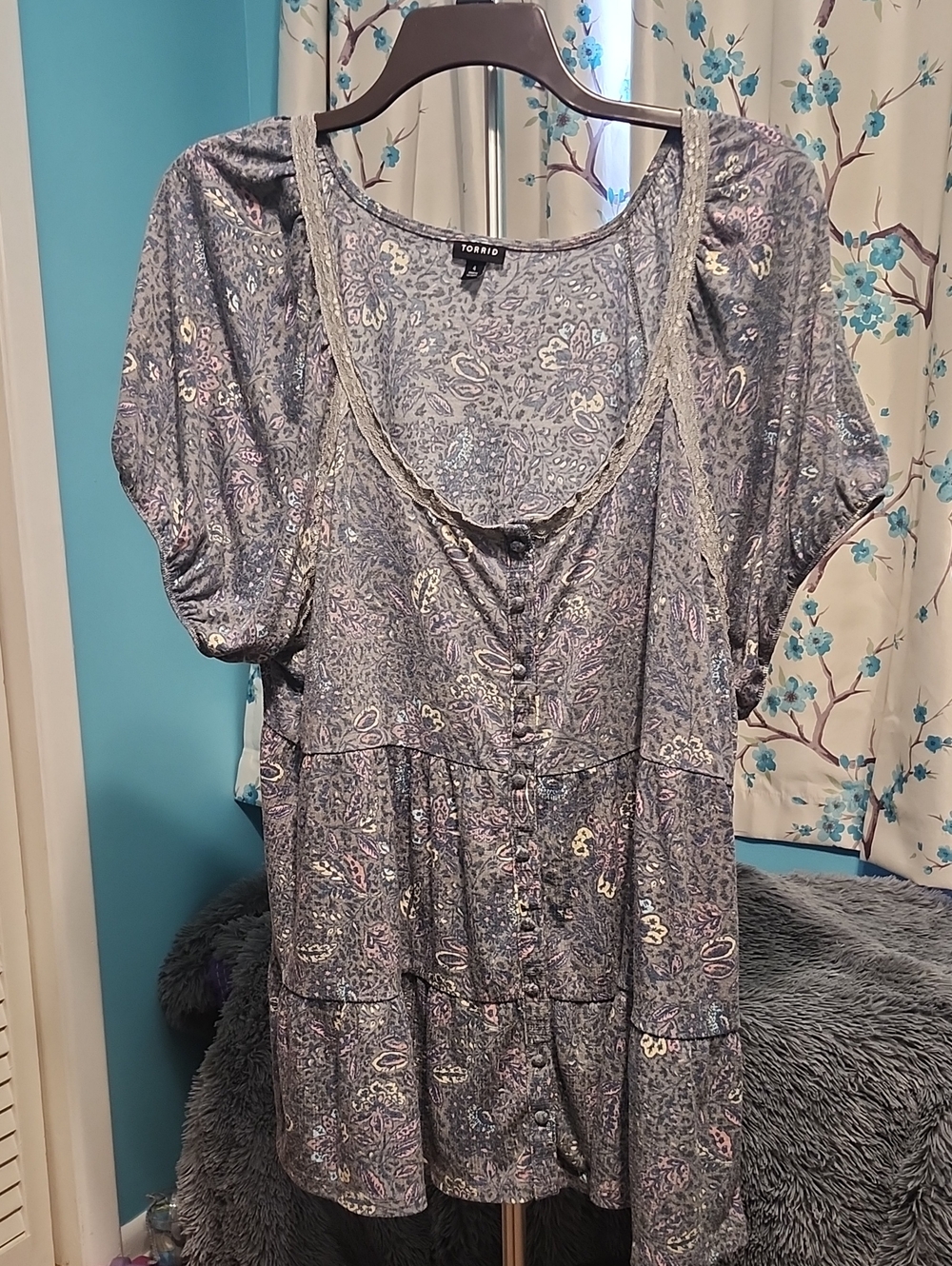 Torrid Gray-Lavender Paisley Button Tiered Tunic